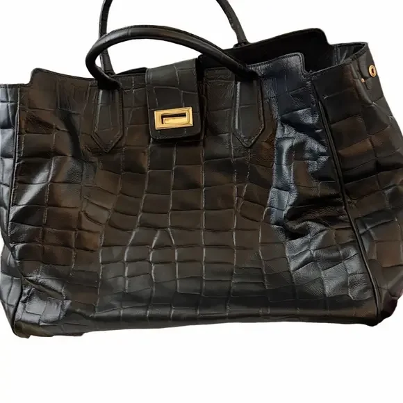 A. Bellucci italian leather Black Crocodile-Embossed Women's satchel. - Picture 11 of 11